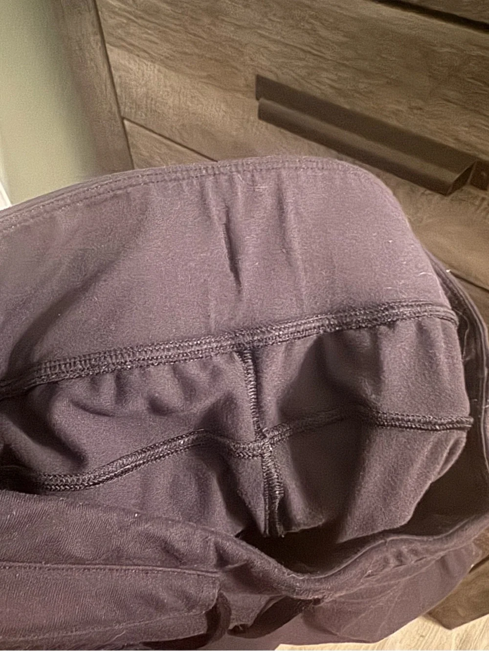 Lululemon joggers size 10